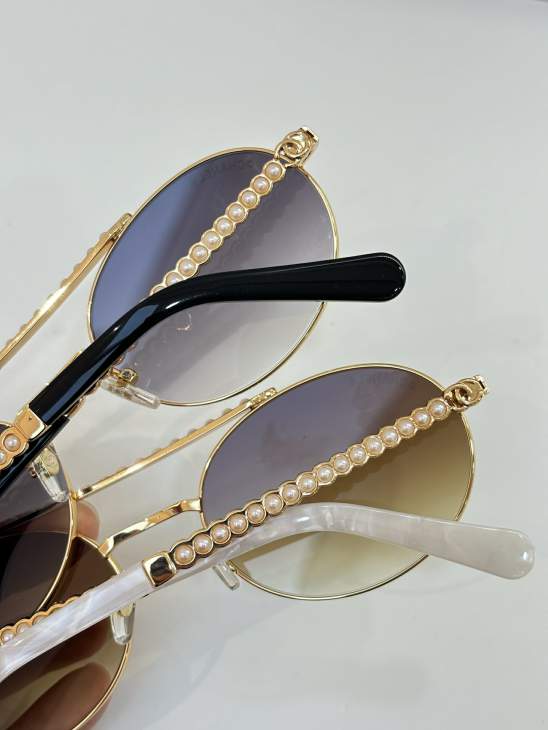 Picture of Chanel Sunglasses _SKUfw80881981fw